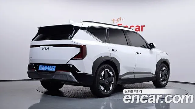 Kia EV5 — Фото автомобиля 2