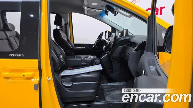 Hyundai Staria — Фото автомобиля 16