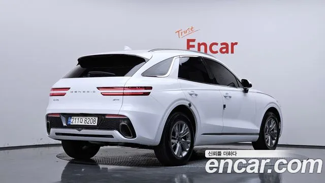 Genesis GV70 2.5T Бензин AWD — Фото автомобиля 2