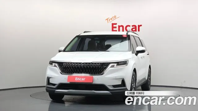Kia Canival Carnival 4 поколение Дизель 9 мест Prestige — Фото автомобиля 3