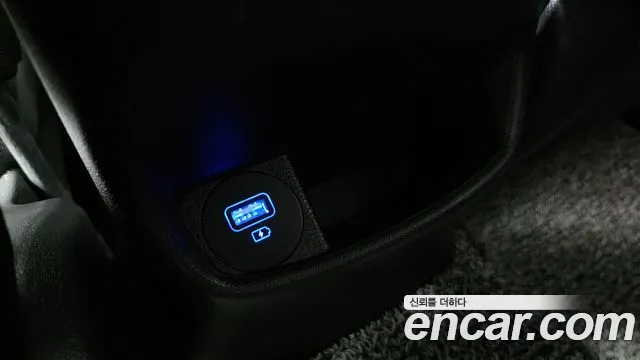 Hyundai Kona Новый Kona Бензин 2.0 2WD — Фото автомобиля 16