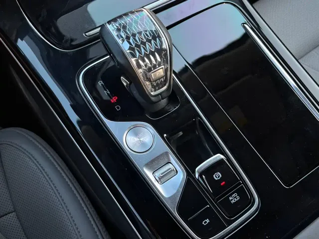 GAC Trumpchi M8 — Фото автомобиля 17