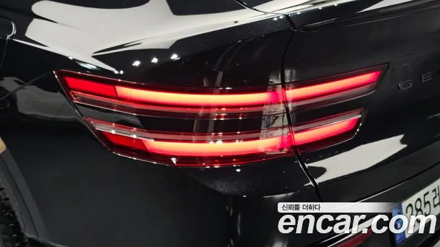 Genesis GV80 — Фото автомобиля 21