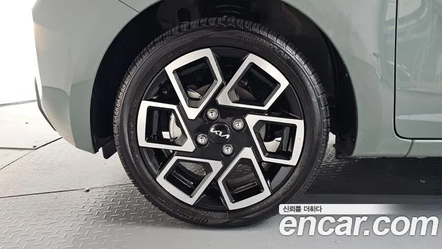 Kia RAY Новый Kia Ray Signature — Фото автомобиля 5