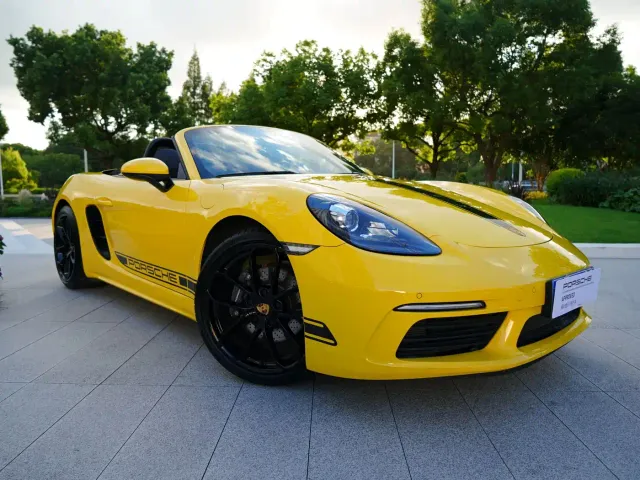 Porsche 718 — Фото автомобиля 5