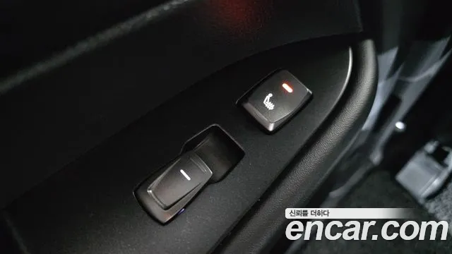 KG_Mobility_Ssangyong Rexton Новый Rexton Sport Дизель 2.2 4WD — Фото автомобиля 19