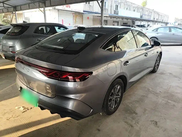 BYD Qin L — Фото автомобиля 6
