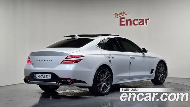 Genesis G70 Новый G70 Бензин 2.5T 2WD — Фото автомобиля 2