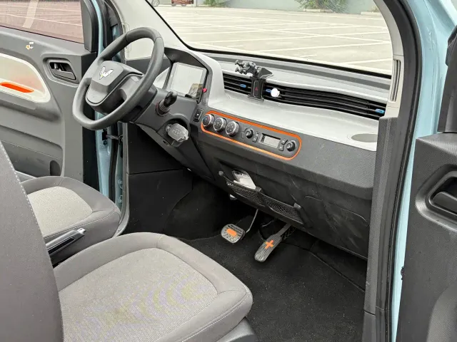 Wuling Hongguang Mini EV — Фото автомобиля 8