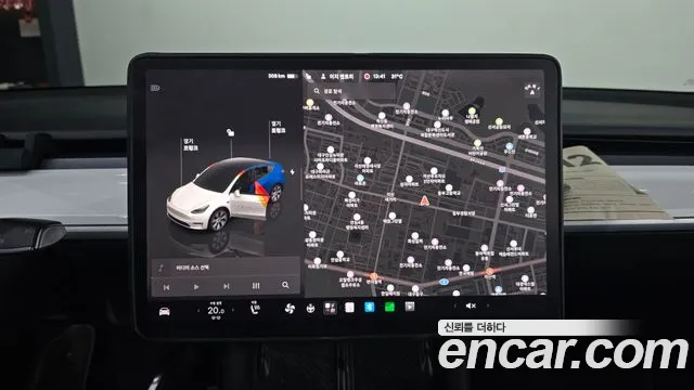 Tesla Model Y — Фото автомобиля 14