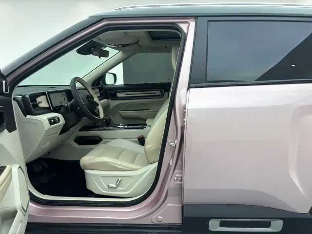 Geely ICON — Фото автомобиля 5