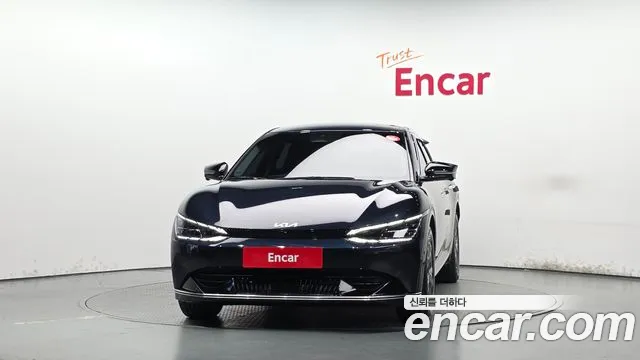 Kia EV6 — Фото автомобиля 3