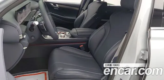 Genesis GV80 — Фото автомобиля 15