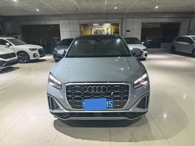Audi Q2L — Фото автомобиля 2