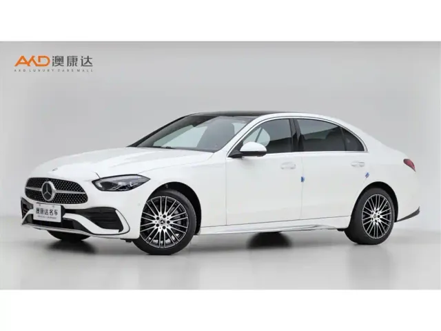 Фотография автомобиля — Mercedes-Benz C-Class