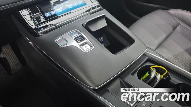 Hyundai Grandeur New — Фото автомобиля 9