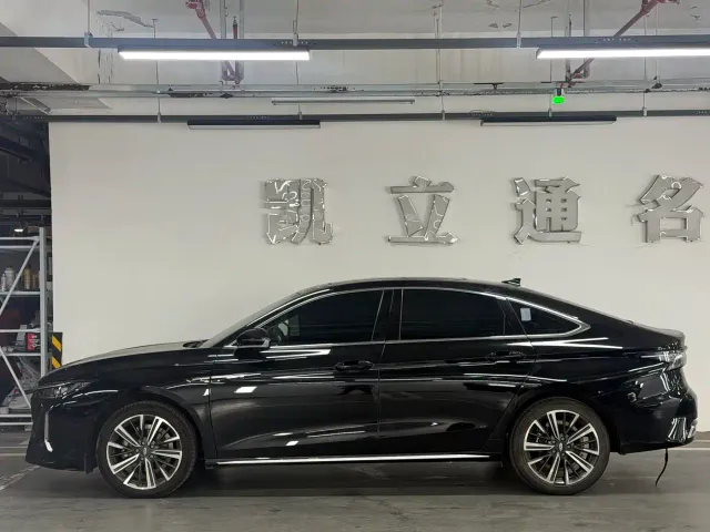 Chery Arrizo 8 — Фото автомобиля 5