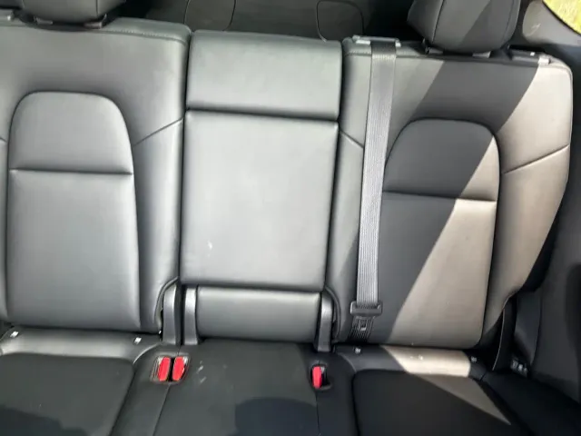 Tesla Model Y — Фото автомобиля 6