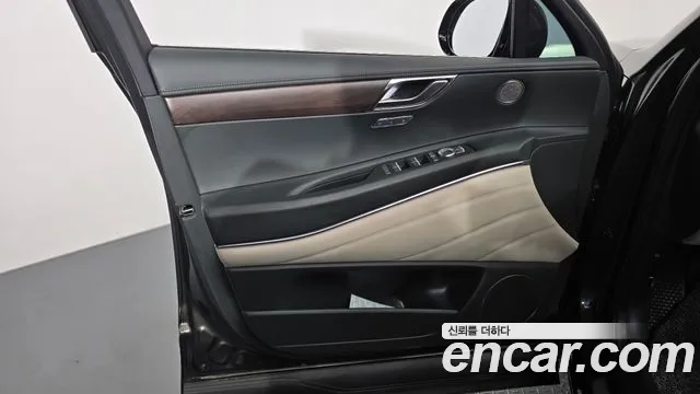 Genesis GV80 — Фото автомобиля 13