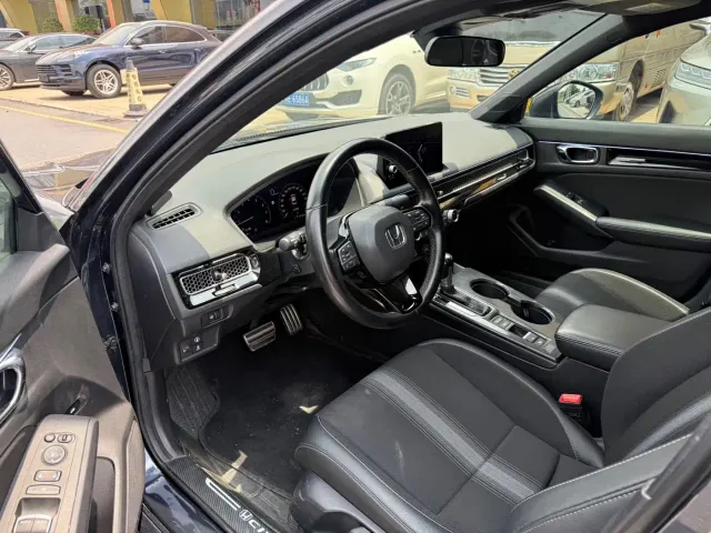 Honda Civic — Фото автомобиля 4