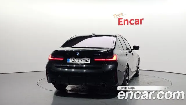BMW 3-Series 3 серия (G20) 320i M Sport — Фото автомобиля 4