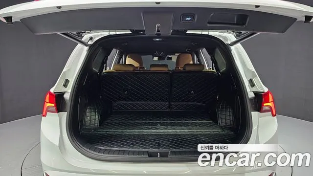 Hyundai Santafe — Фото автомобиля 20