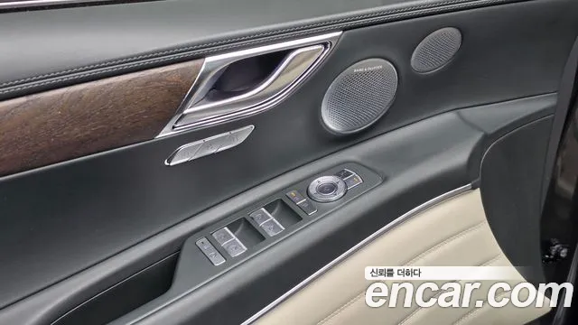 Genesis GV80 — Фото автомобиля 28
