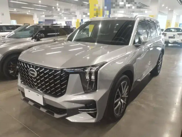 Фотография автомобиля — GAC Trumpchi GS8