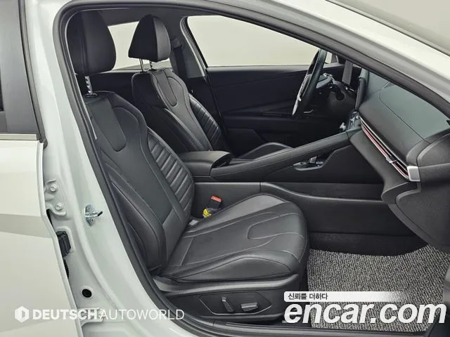 Hyundai Avante CN7 — Фото автомобиля 10