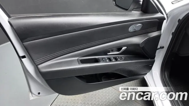 Hyundai Avante — Фото автомобиля 13