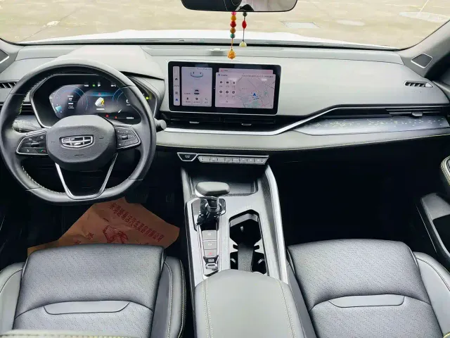 Geely Xingrui — Фото автомобиля 4
