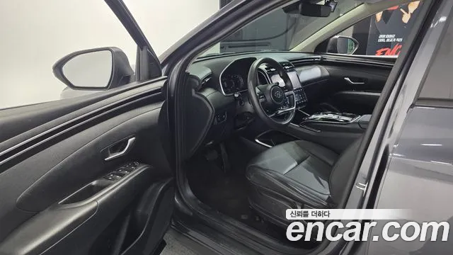 Hyundai Tucson Tucson (NX4) Дизель 2.0 2WD — Фото автомобиля 10