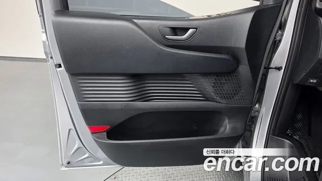 Hyundai Staria — Фото автомобиля 24