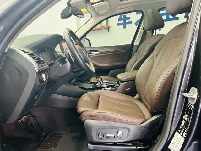 BMW X3 — Фото автомобиля 19