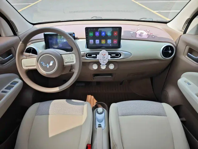 Wuling Hongguang Mini EV — Фото автомобиля 10
