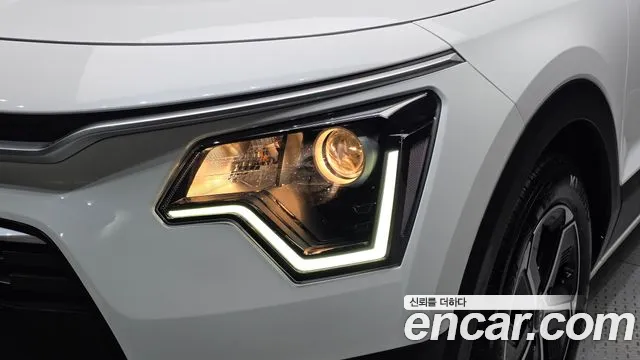 Kia Niro The All New — Фото автомобиля 7