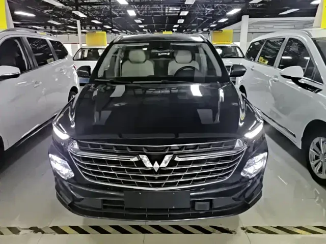 Wuling Victory — Фото автомобиля 2