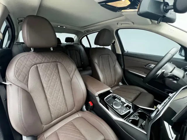 BMW 3 Series — Фото автомобиля 9