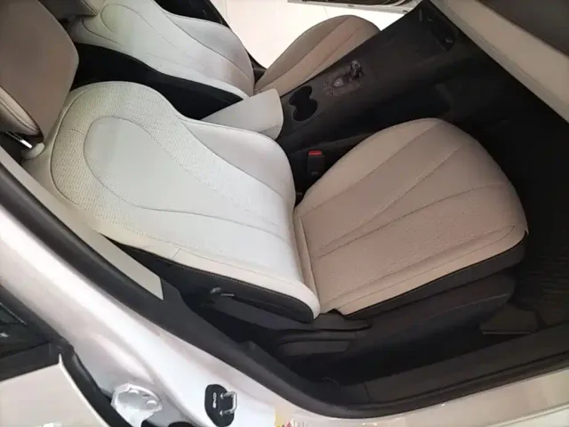 BYD Seal 05 DM-i — Фото автомобиля 19