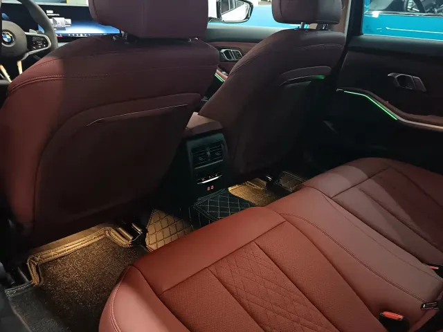 BMW 3 Series — Фото автомобиля 6