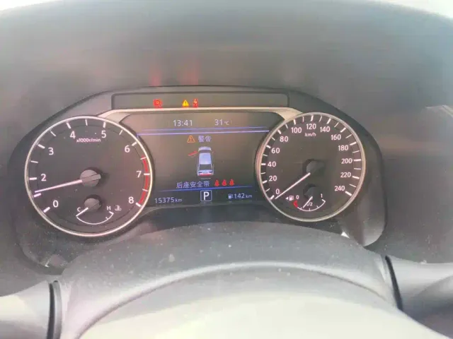 Nissan Teana — Фото автомобиля 15
