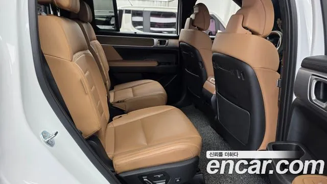 Hyundai Santafe Santa Fe (MX5) Бензин 2.5T 2WD — Фото автомобиля 11