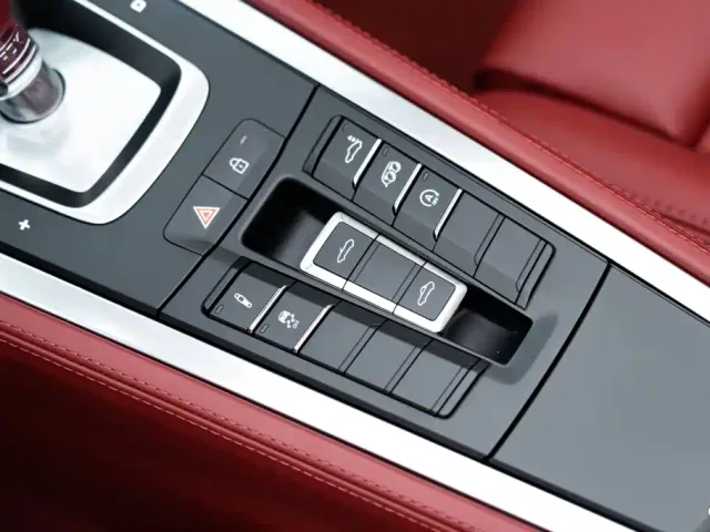 Porsche 718 — Фото автомобиля 20