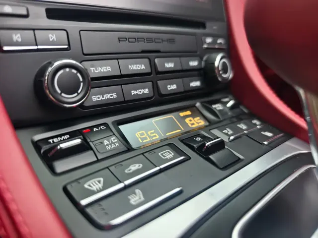 Porsche 718 — Фото автомобиля 14