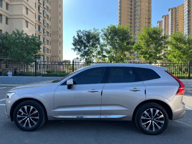 Volvo XC60 — Фото автомобиля 14