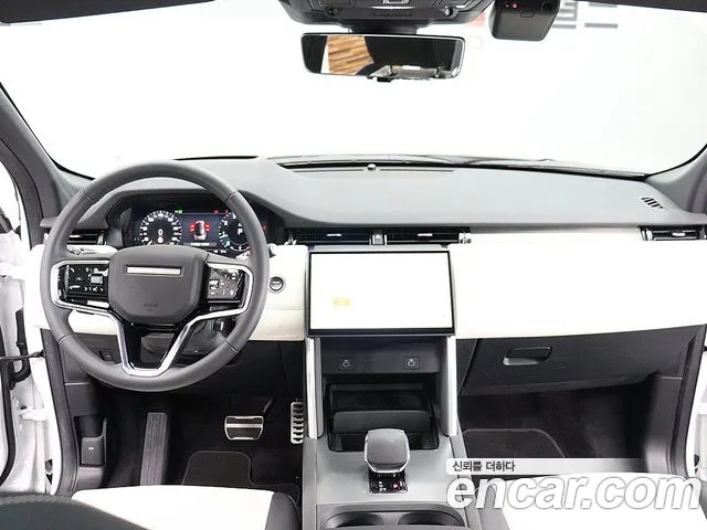 Land Rover Discovery Sport — Фото автомобиля 12
