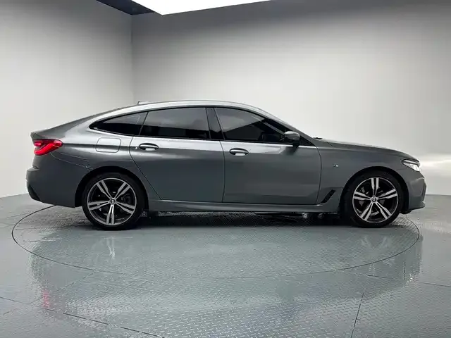 BMW 6 Series Gran Turismo — Фото автомобиля 5