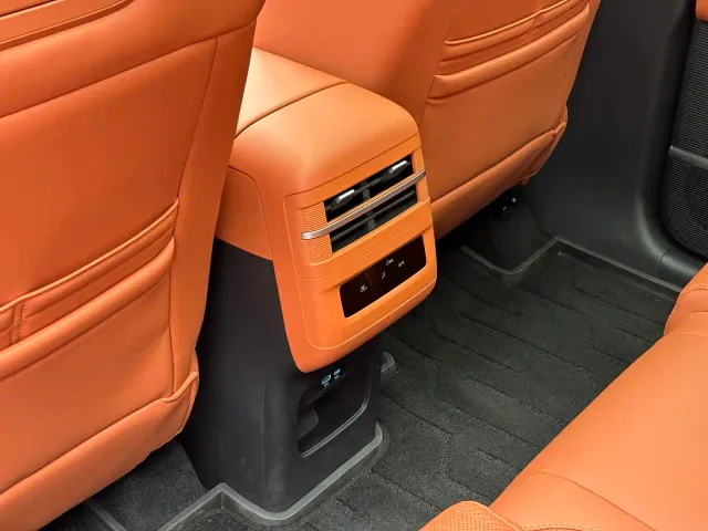 BYD FangChengBao Titanium 7 — Фото автомобиля 17