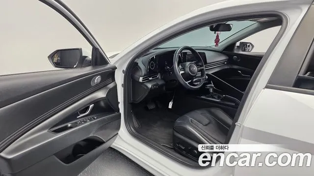 Hyundai Avante — Фото автомобиля 15