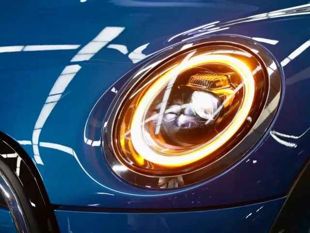 MINI Hatch — Фото автомобиля 4